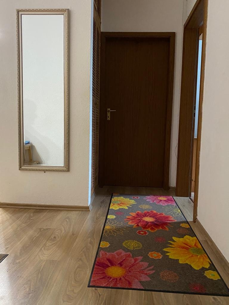 Uninähe! Schöne Terrassenwohnung in Homburg!