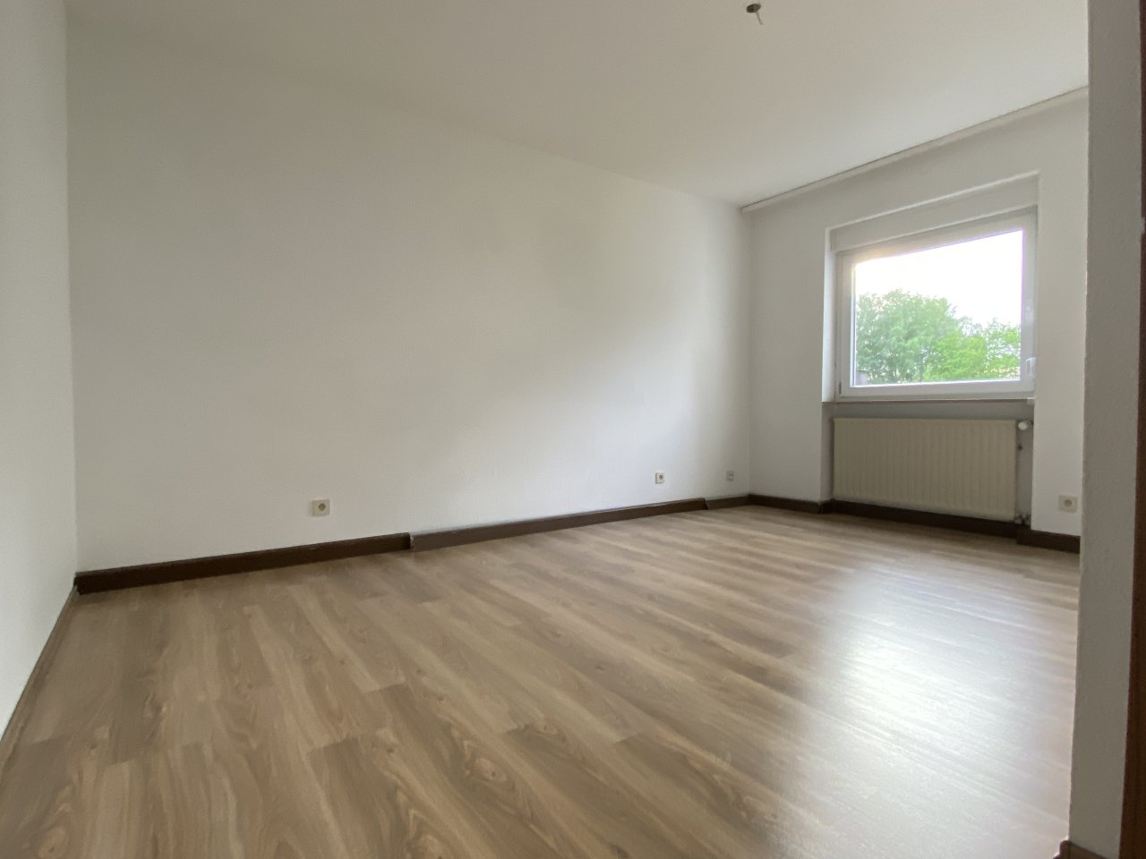 Uninähe! Schöne Terrassenwohnung in Homburg!