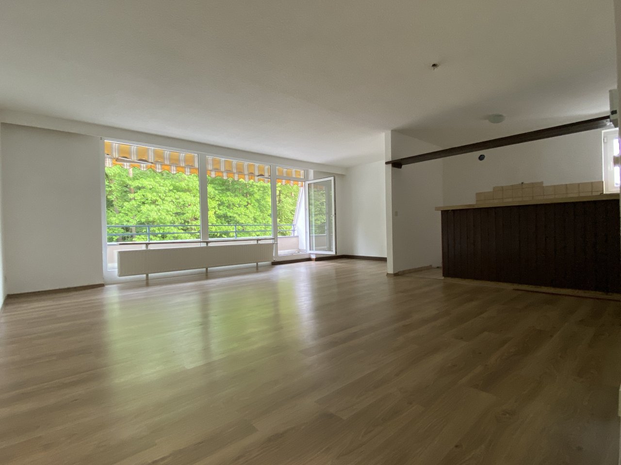 Uninähe! Schöne Terrassenwohnung in Homburg!