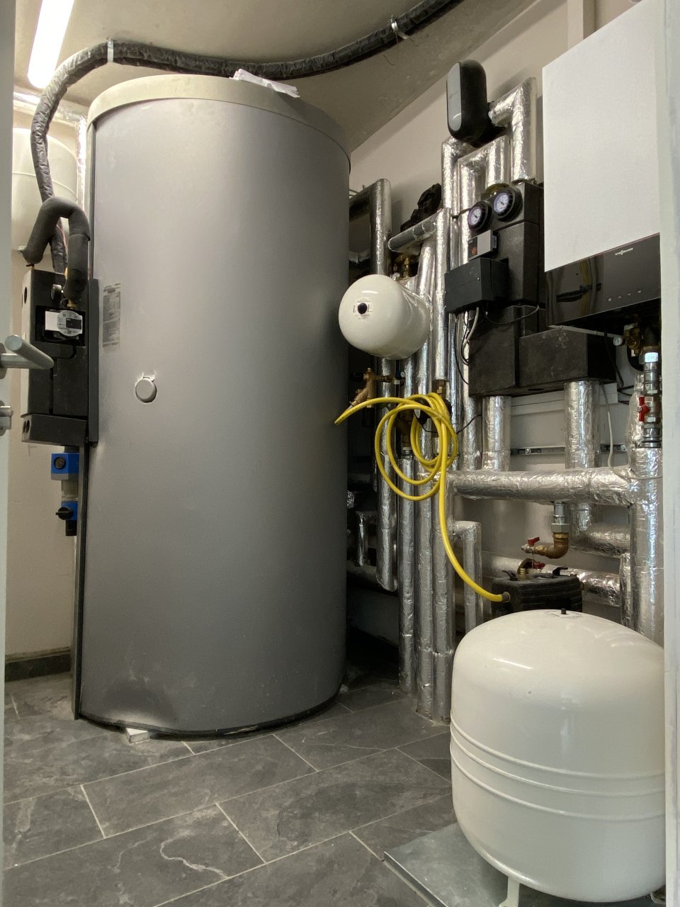 NEUER PREIS! Schöne Neubau-Wohnung mit Süd-West Balkon!