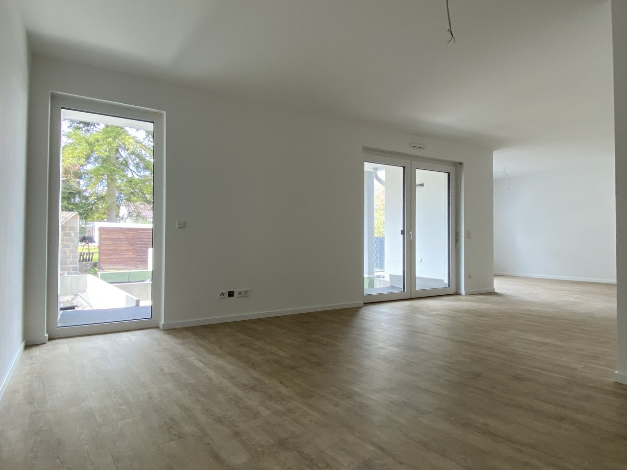 Schöne Neubau Etagen-Wohnung in SB-Ensheim!