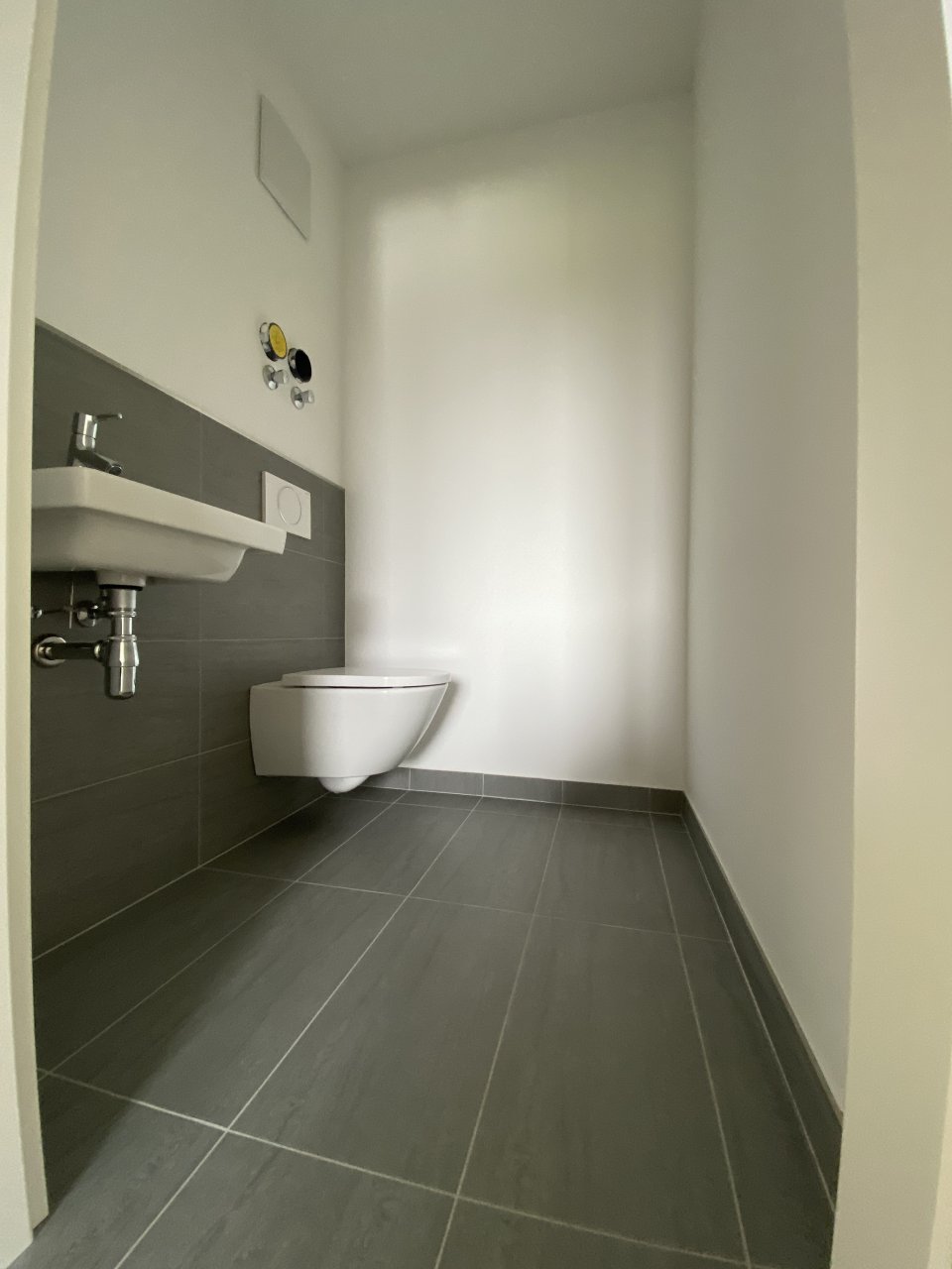 Neubau Effizienzhaus Wohnung KfW 40+ NH in SB-Ensheim!