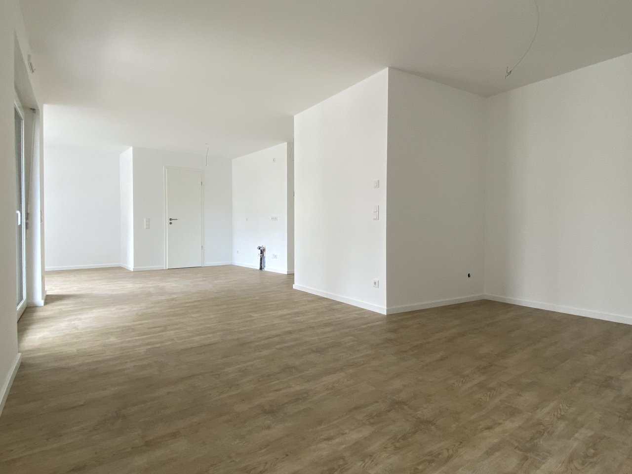 Neubau Effizienzhaus Wohnung KfW 40+ NH in SB-Ensheim!
