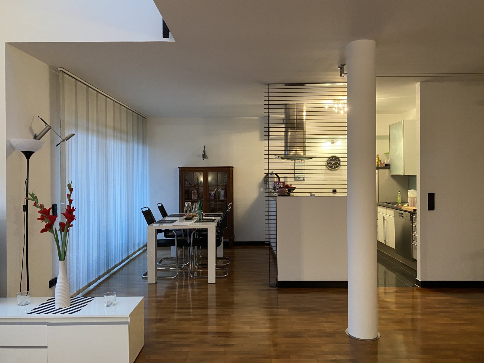 Design-Maisonette-Wohnung! Voll möbliert! Kurzzeitmiete möglich!