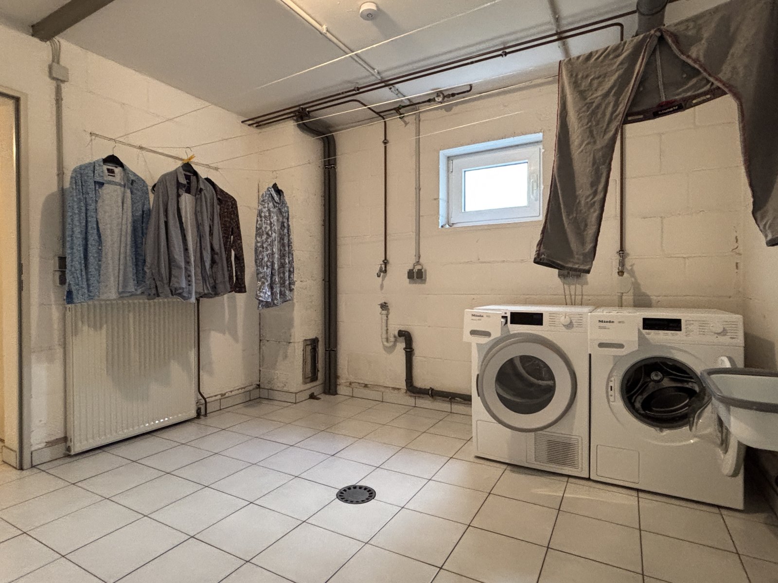 Top-Lage! Zweifamilienhaus mit ELW in 66129 SB-Bübingen!