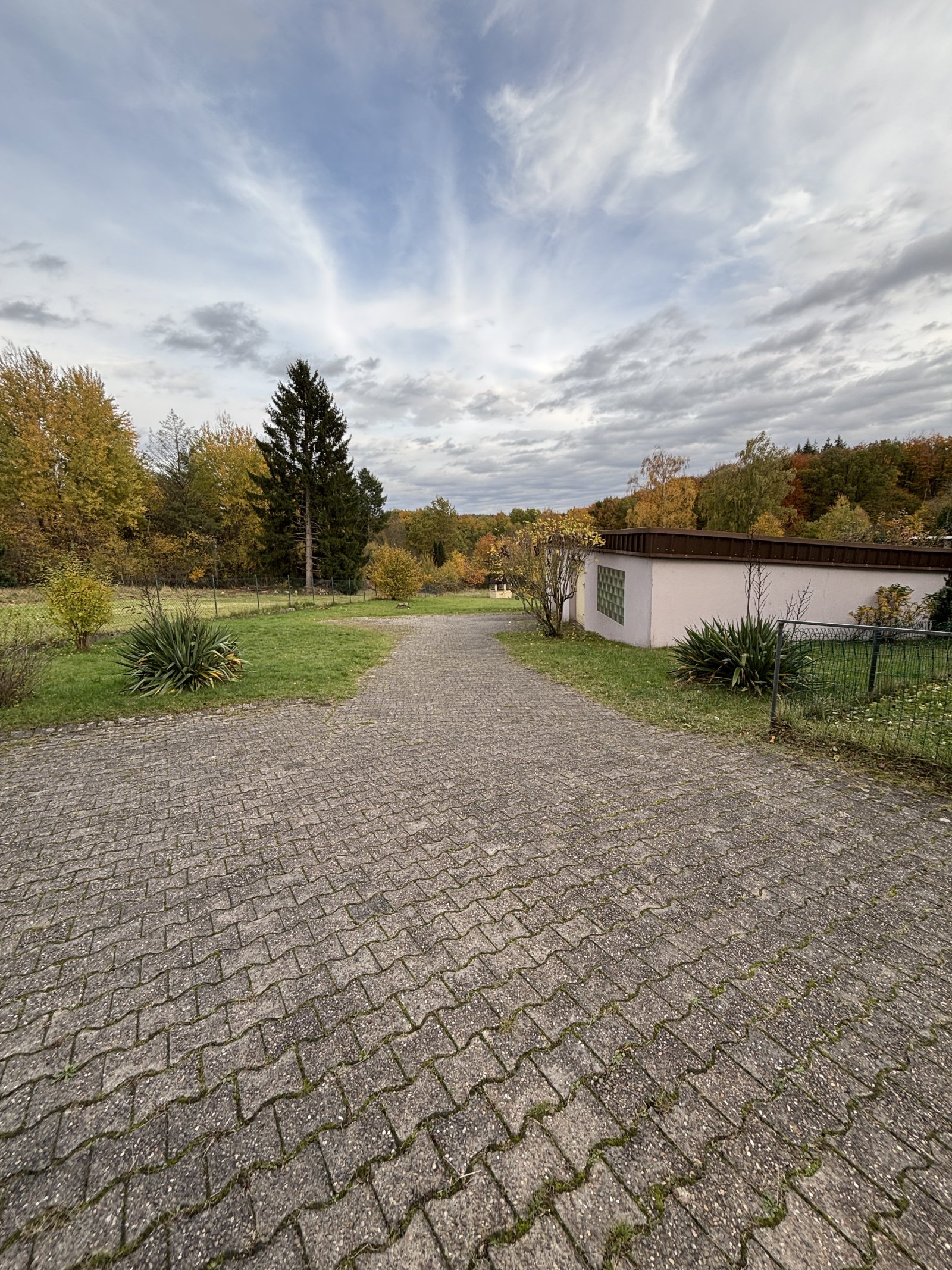 Sehr schönes Haus im Grünen & in perfekter Lage von Spiesen-Elversberg!