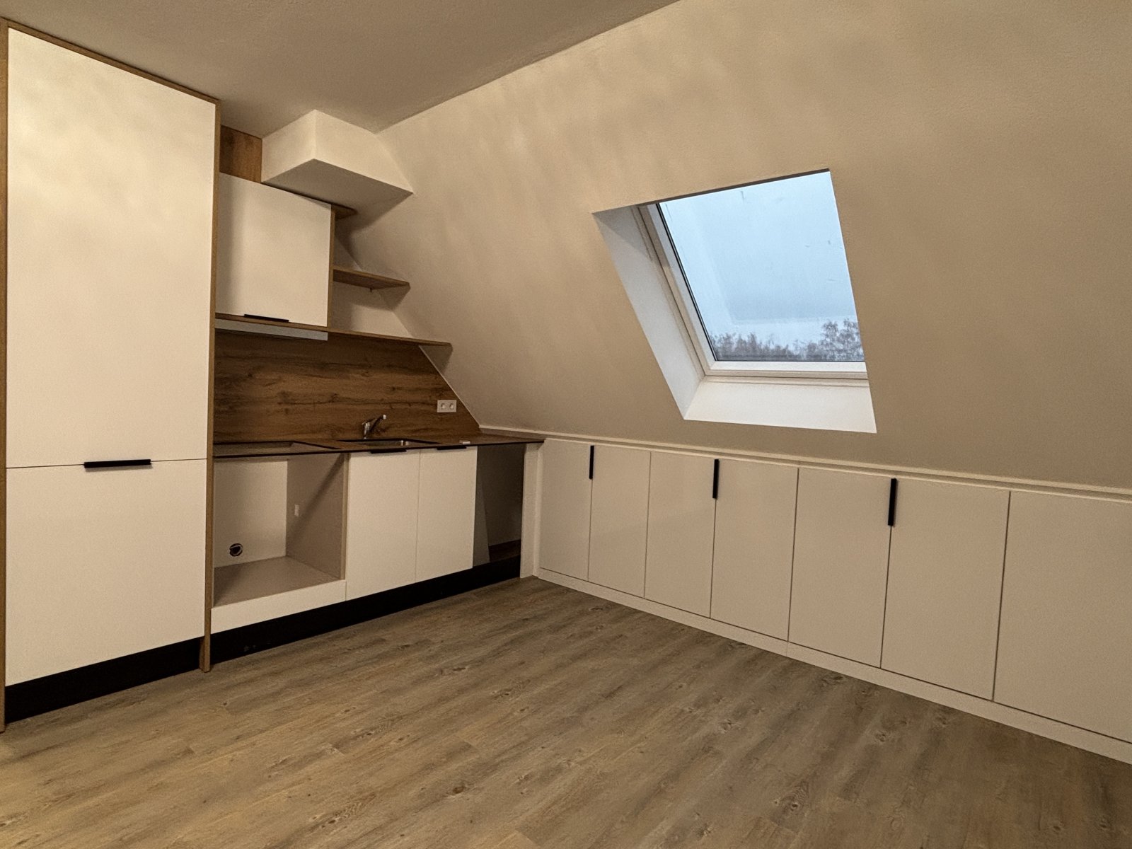 Erstbezug! Neu renovierte Wohnung in ruhiger Lage! 