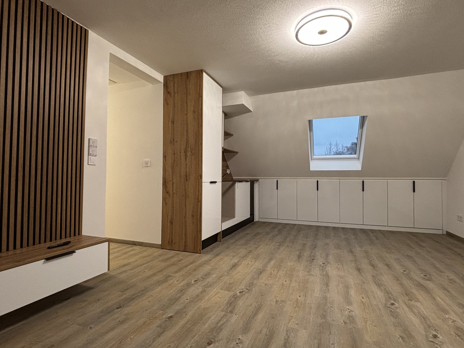 Erstbezug! Neu renovierte Wohnung in ruhiger Lage! 