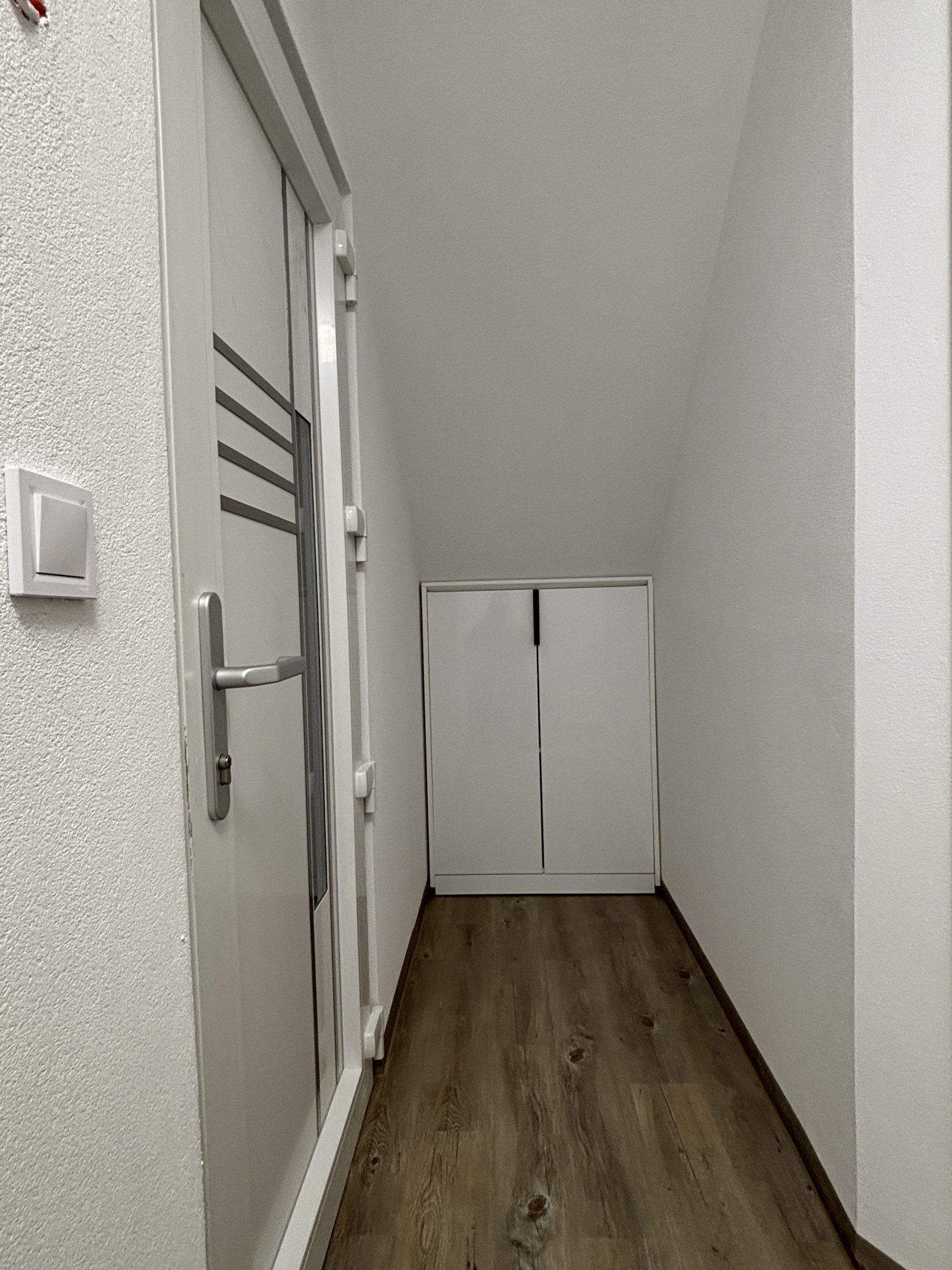 Erstbezug! Neu renovierte Wohnung in ruhiger Lage! 