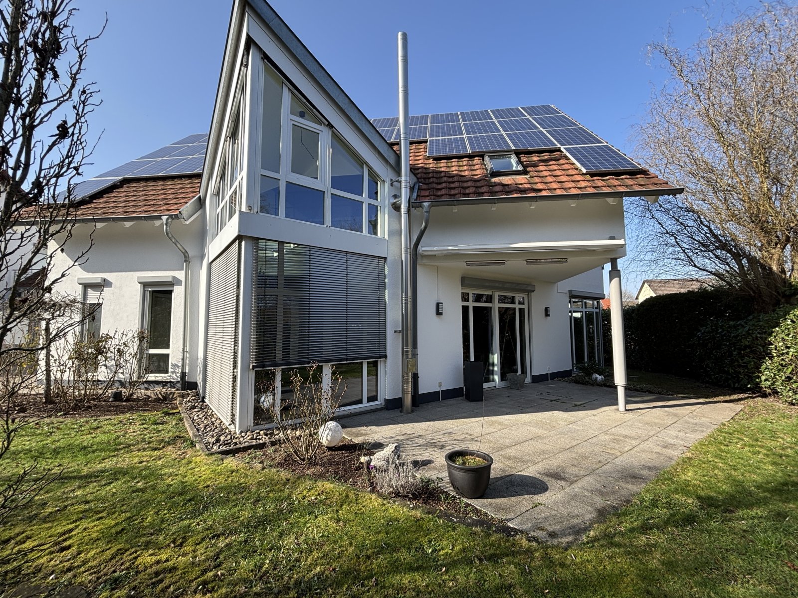 Waldmohr: Luxuriöses Haus in Sackgassenlage zu vermieten! 